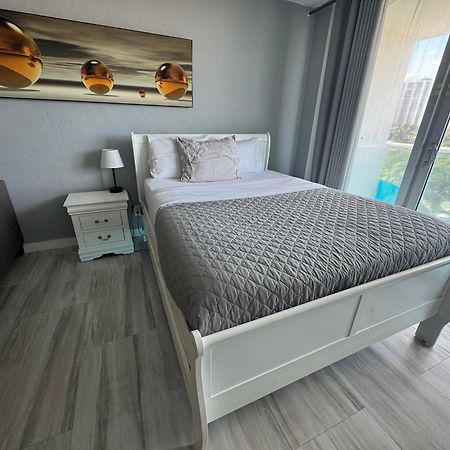 Sunny Isles Beach Spacious Apartment Exteriör bild