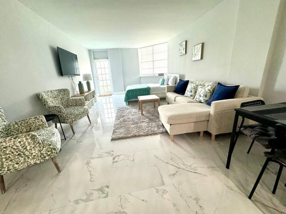 Sunny Isles Beach Spacious Apartment Exteriör bild