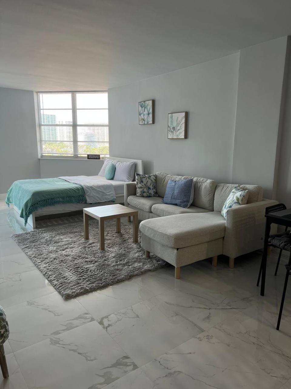 Sunny Isles Beach Spacious Apartment Exteriör bild