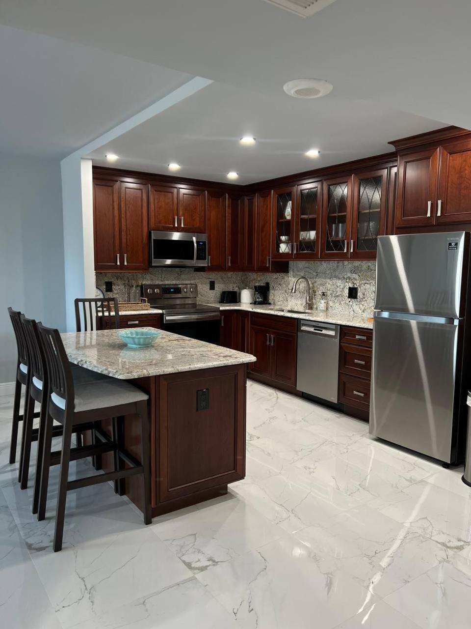 Sunny Isles Beach Spacious Apartment Exteriör bild