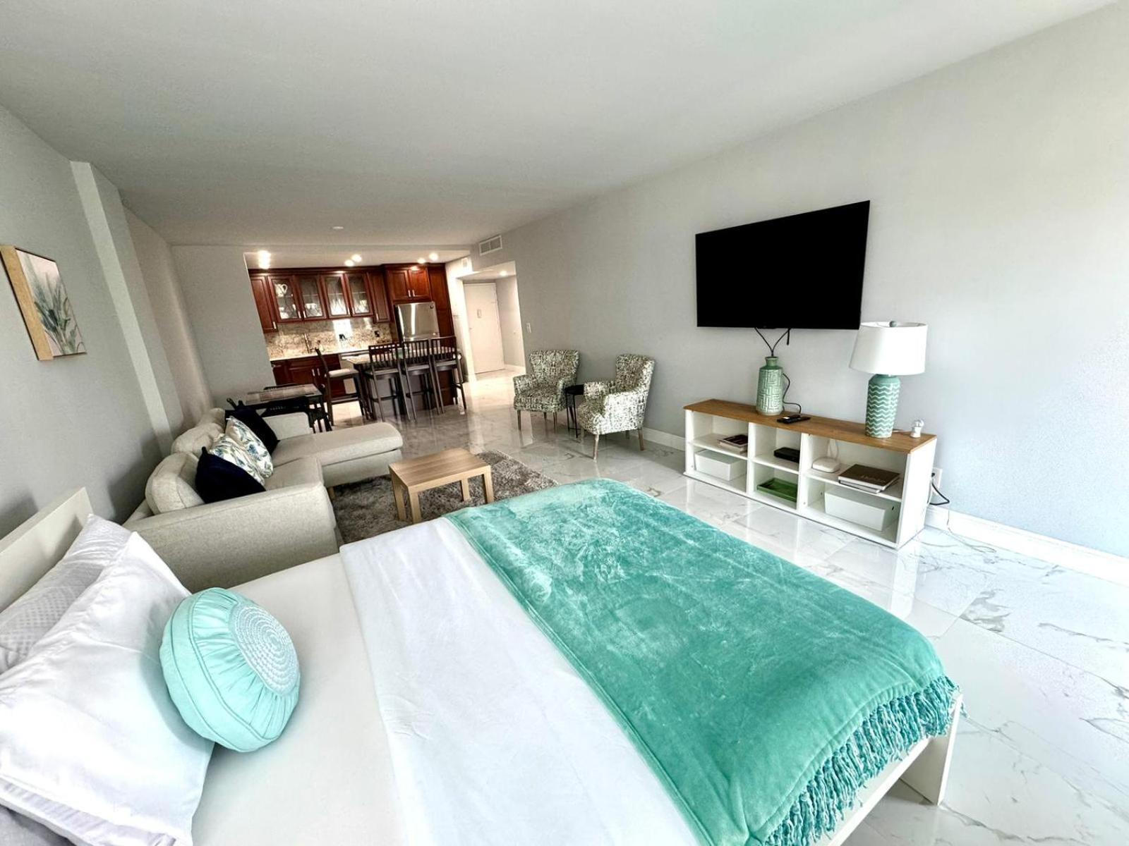 Sunny Isles Beach Spacious Apartment Exteriör bild