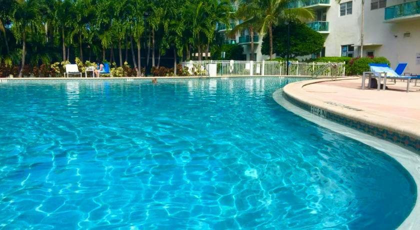Sunny Isles Beach Spacious Apartment Exteriör bild