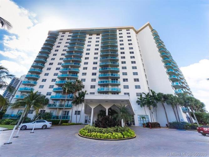 Sunny Isles Beach Spacious Apartment Exteriör bild