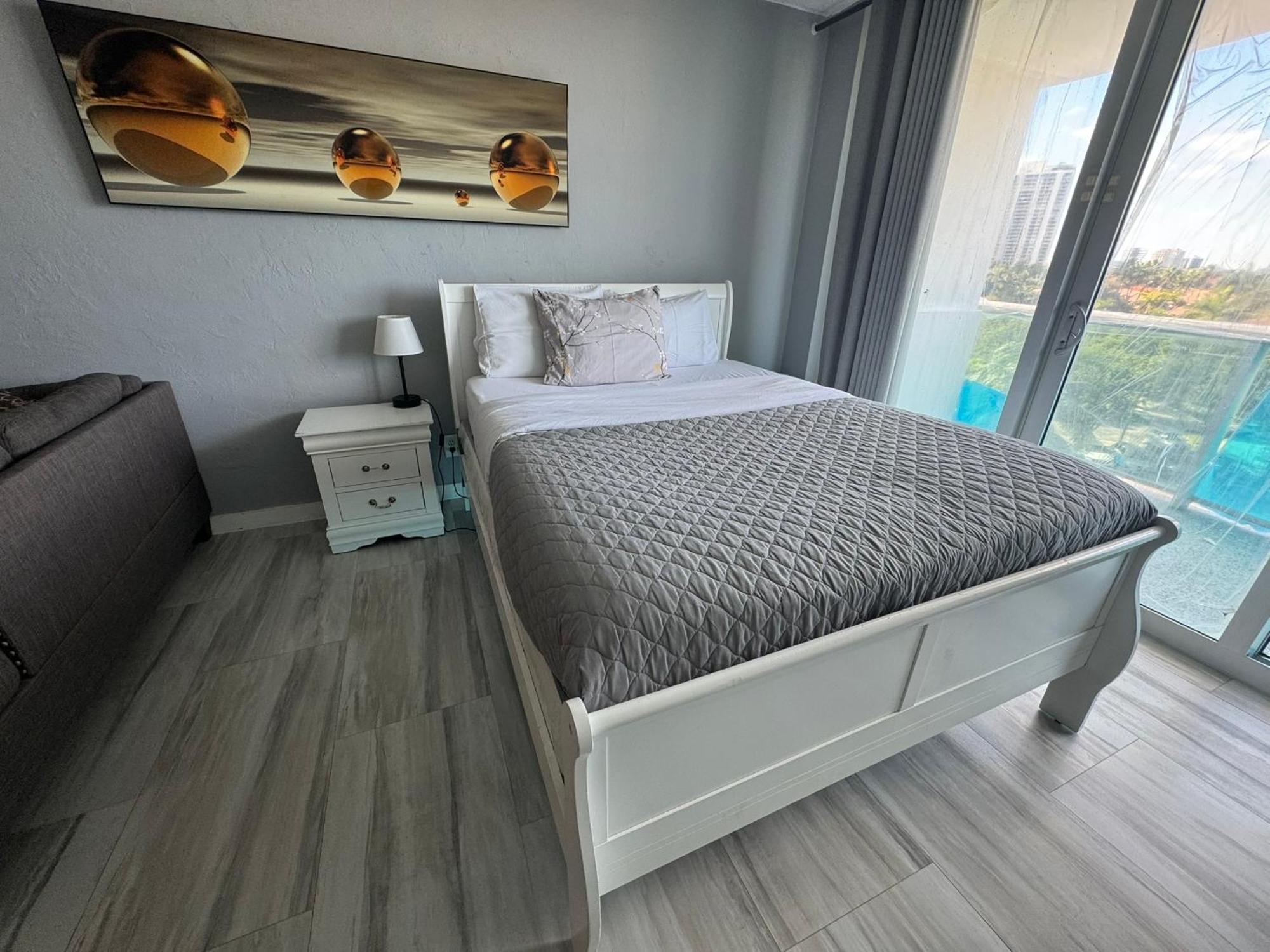 Sunny Isles Beach Spacious Apartment Exteriör bild