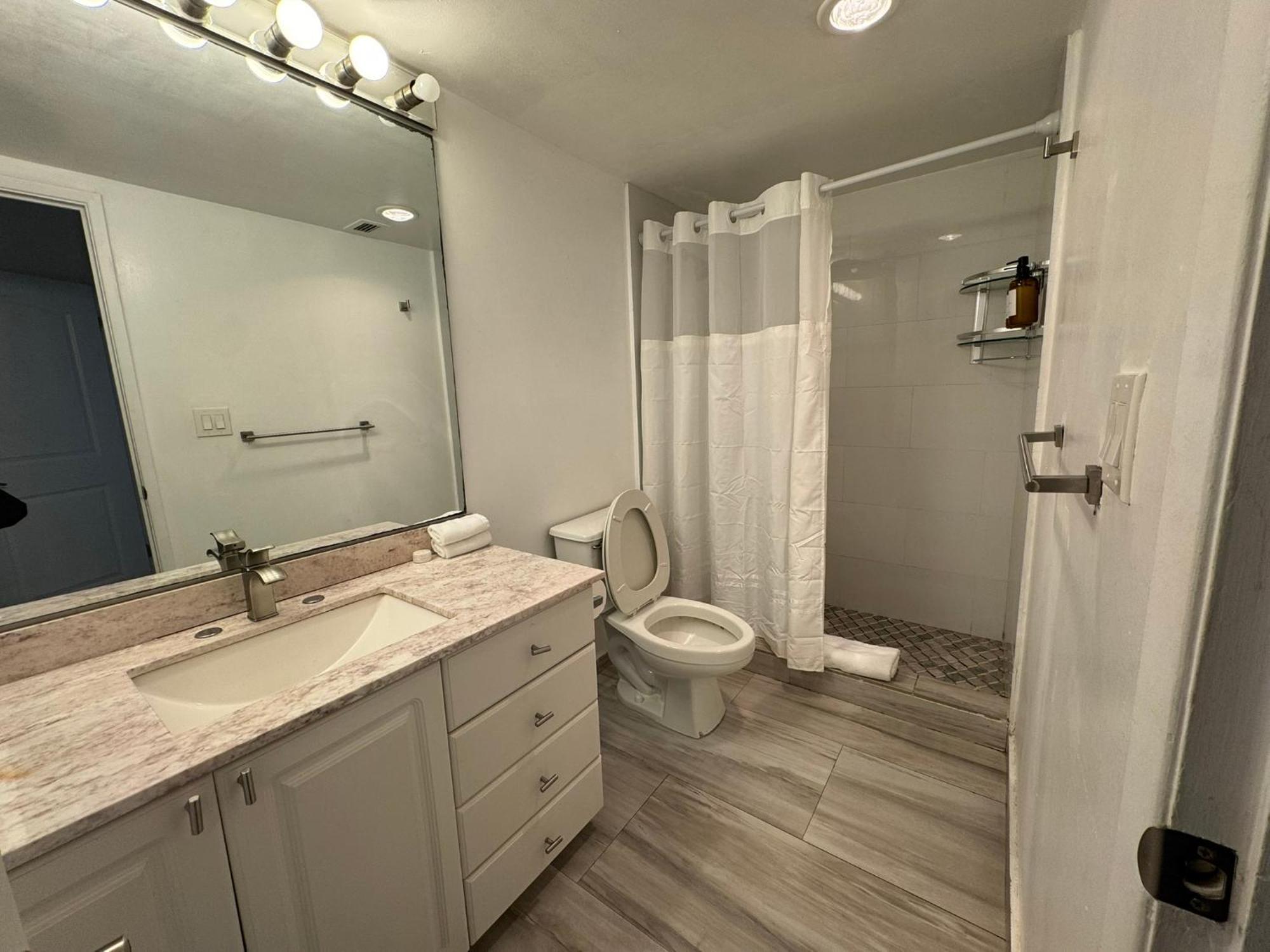 Sunny Isles Beach Spacious Apartment Exteriör bild